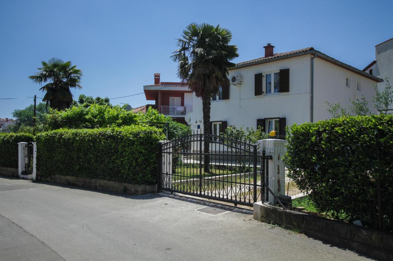 Apartment Tosca With Parking Rovinj Exterior photo